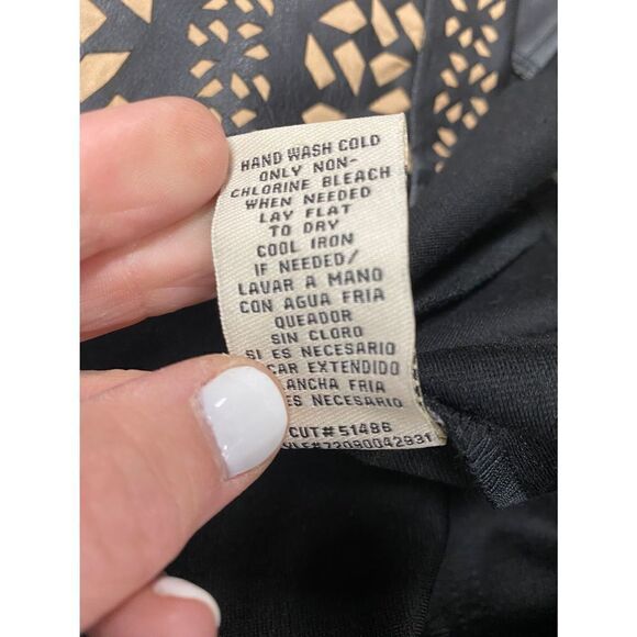 ECI New York Black & Tan Sleeveless W/Faux Leather Panel Front Dress Size 8 NWOT - Picture 7 of 7